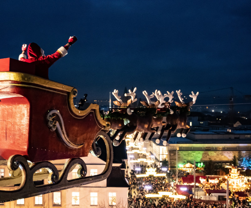 Fliegender Weihnachtsmann Kassel